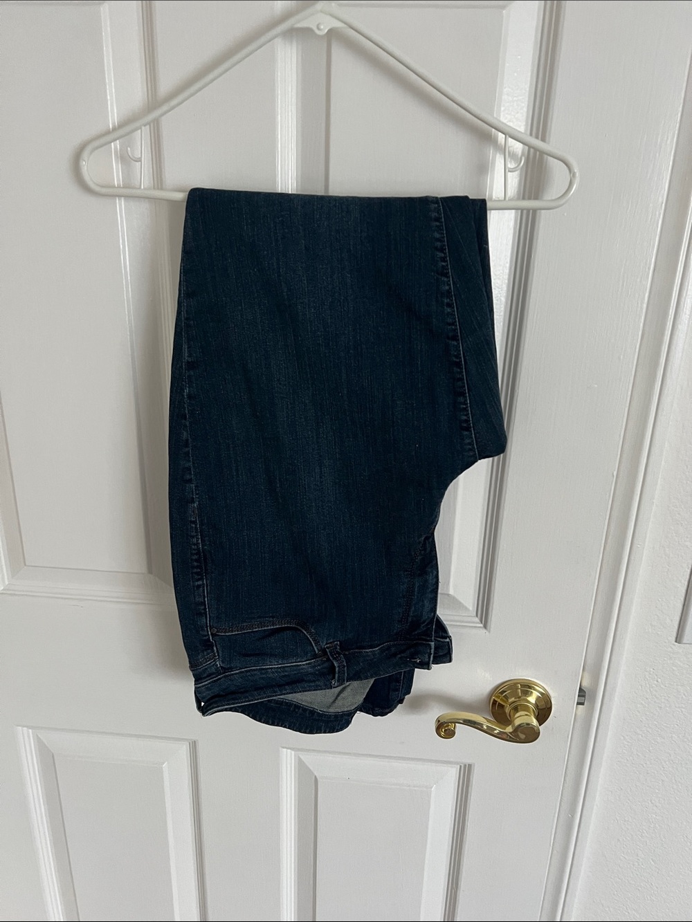 Ann Taylor Classic Dark Wash Women's Jeans